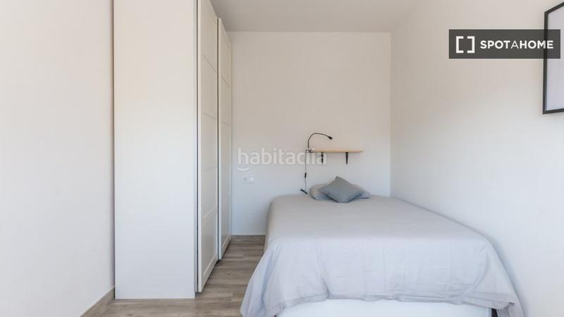 Foto c72228a6-7f05-495d-89fd-7235c0e2becf. Rent flat with heating in Santa Eulàlia Hospitalet de Llobregat (L´)