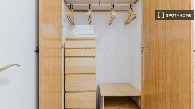 Foto 9a5d5c56-3f4f-4f76-84ed-52f875485330. Lloguer pis amb calefacció a Vila de Gràcia Barcelona