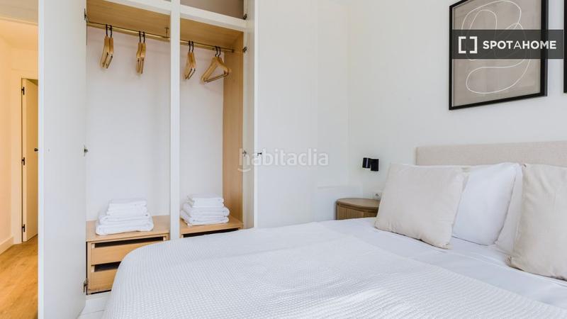 Foto 7d39fd43-4a37-445d-a407-1fd77141fb1c. Alquiler piso  en alquiler de 2 habitaciones en les tres torres, en Barcelona