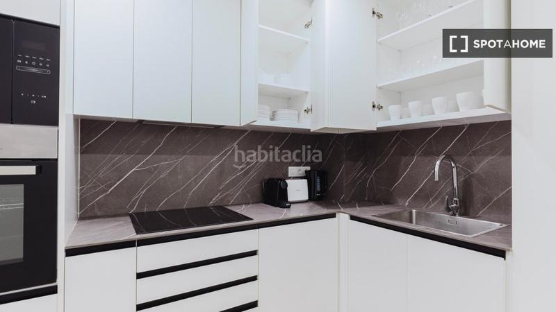 Foto 9b8d6c48-24bc-4b3b-b48c-17058679d6fe. Lloguer pis amb calefacció a Sarrià Barcelona