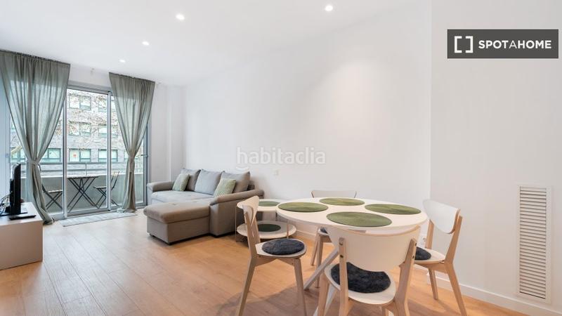 Foto 0fab821f-6431-414d-af45-d7c2a8a0badd. Rent flat with heating in Provençals del Poblenou Barcelona