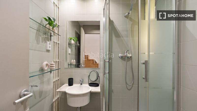 Foto 92479a56-9b81-477a-8dcf-c9f72c9de332. Location appartement avec chauffage dans St. Pere - Sta. Caterina - El Born Barcelona