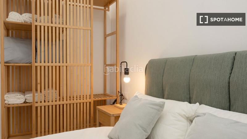 Foto d9de164c-2e17-4e09-9880-a53bb2ed81b2. Rent flat with heating in Raval Barcelona