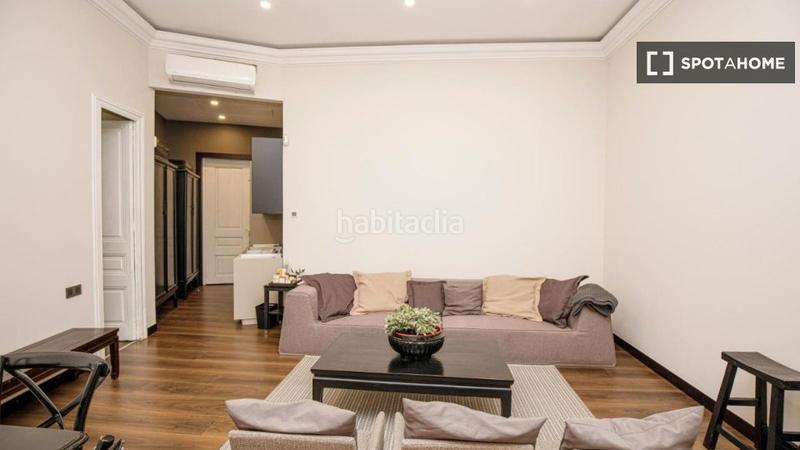 Foto 28456d25-923f-412a-885f-ba058a508265. Miete etagenwohnung mit heizung in Gòtic Barcelona