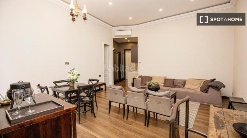 Foto a4ff0756-2ac4-453b-9576-5f81bd030c39. Miete etagenwohnung mit heizung in Gòtic Barcelona