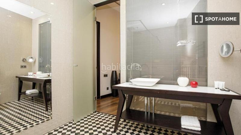 Foto c39160e7-838d-4ecd-b78b-cd304afe6e61. Rent flat with heating in Gòtic Barcelona