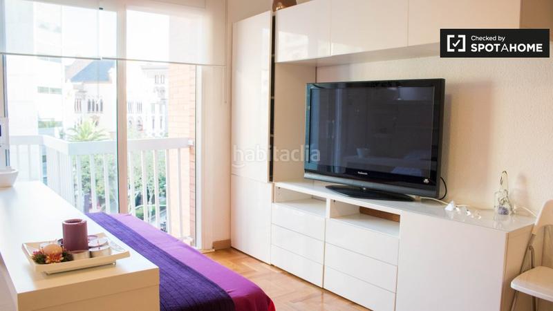 Foto fde01769-6dc3-468f-a278-3a7af1ebfbea. Rent flat with heating in Baix Guinardó Barcelona