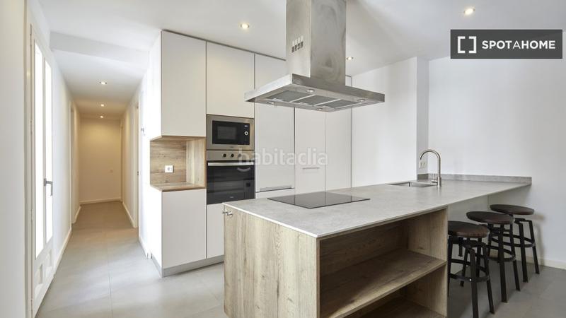 Foto 6cd1878f-fb55-4cff-ba41-1e1dffc5598f. Alquiler piso apartamento de 3 dormitorios en alquiler en el barri gotic, en Barcelona