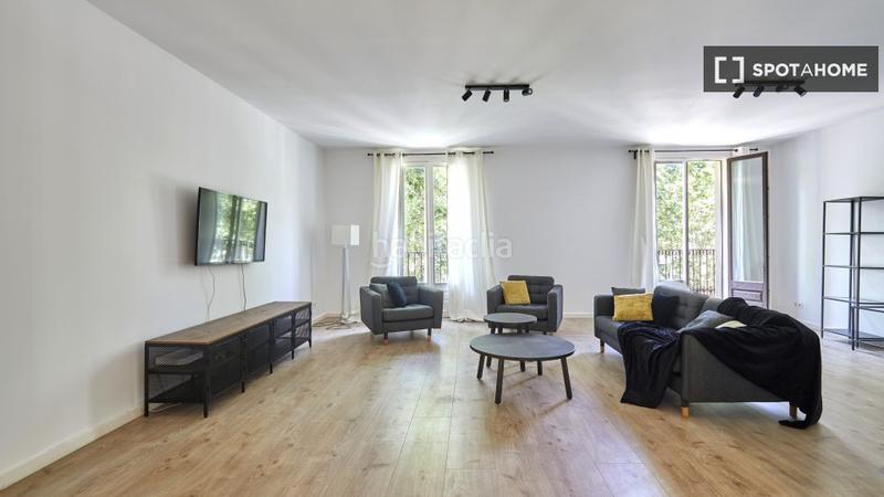 Foto d0b0060f-65ee-4e34-a6ab-486d0bb4fd20. Alquiler piso apartamento de 3 dormitorios en alquiler en el barri gotic, en Barcelona