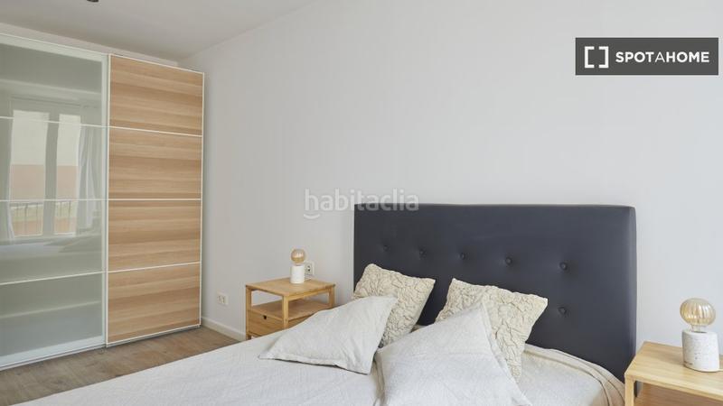 Foto d0d91e7e-e6d6-43bb-aa90-7d8a85dcc3d1. Alquiler piso apartamento de 3 dormitorios en alquiler en el barri gotic, en Barcelona
