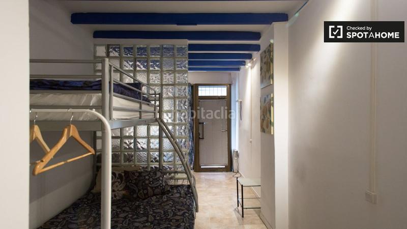 Foto 8bac7a66-9df8-4f50-8b36-53a2d8b449da. Alquiler piso cómodo estudio en hortaGuinardó, en Barcelona