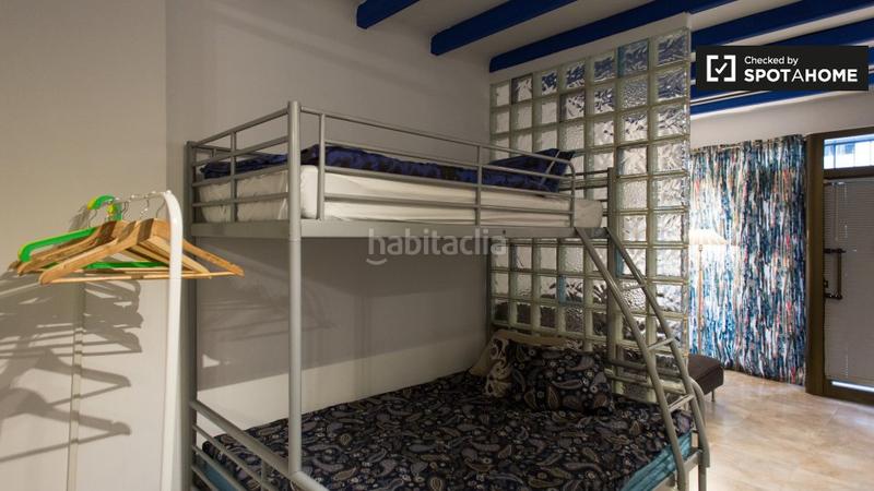 Foto edafdfc2-630a-45fb-8e7b-e8cc97237478. Alquiler piso cómodo estudio en hortaGuinardó, en Barcelona