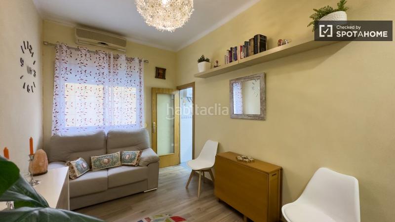 Foto 524eb777-b233-47f2-9211-853d4f0c94d1. Alquiler piso apartamento de 1 dormitorio en alquiler en sant martí, en Barcelona