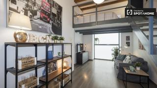 Lloguer Pis a El Poble Sec - Parc de Montjuïc. Apartamento de 1 dormitorio en alquiler en poblesec, barcelona