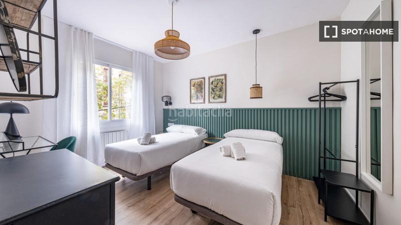 Foto 484dba04-f7db-4ab6-91b6-de6c3dc66265. Alquiler piso moderno apartamento de 4 dormitorios en alquiler en gràcia, en Barcelona