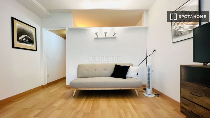 Foto 49948556-bad1-49d8-bf91-2b96110fd911. Rent flat with heating in Putget - Farró Barcelona