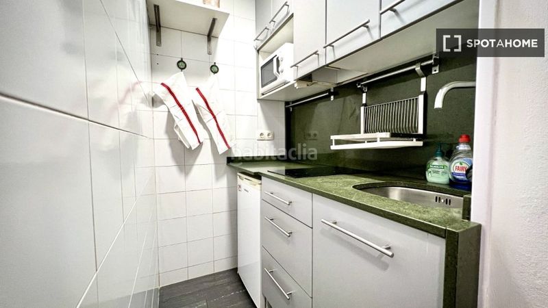 Foto f219c2c8-714e-44ca-a3f9-3055393ef5ae. Rent flat with heating in Putget - Farró Barcelona