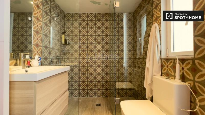 Foto e9801bf9-58cf-437b-9b07-e72888e849ae. Alquiler piso gran apartamento de 1 dormitorio en alquiler en gràcia, en Barcelona