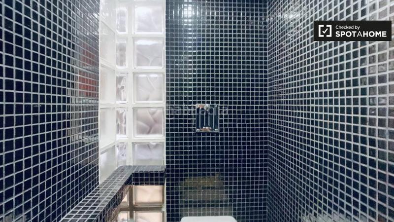 Foto 853b527d-bfaf-4e01-a453-12bb9bd86b32. Location appartement avec chauffage dans St. Pere - Sta. Caterina - El Born Barcelona