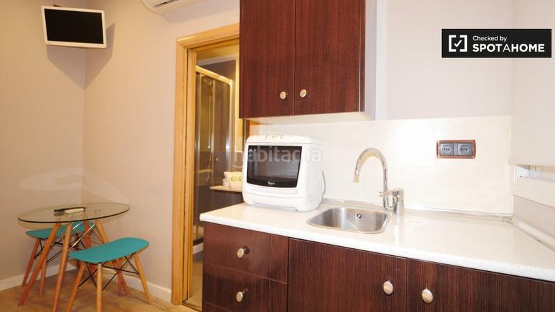 Foto 0fb72126-8639-4349-ba6b-2b215375bffe. Rent flat with heating in Gòtic Barcelona