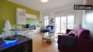 Rent Flat in El Clot. Moderno apartamento de 3 dormitorios en sant martí, barcelona