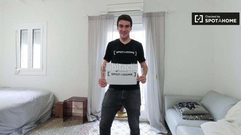 Foto f951a9f4-d672-4d34-9f95-6691312f04b8. Affitto appartamento con riscaldamento in Raval Barcelona