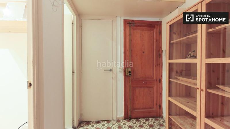 Foto 8e348ac2-f606-4787-a49a-a06e7e45af17. Miete etagenwohnung mit heizung in Raval Barcelona