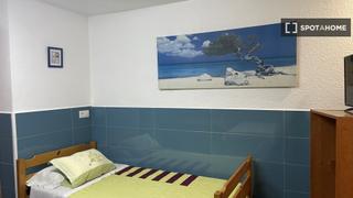 Location Appartement à La Torrassa. Estudio en alquiler en la torrassa, barcelona