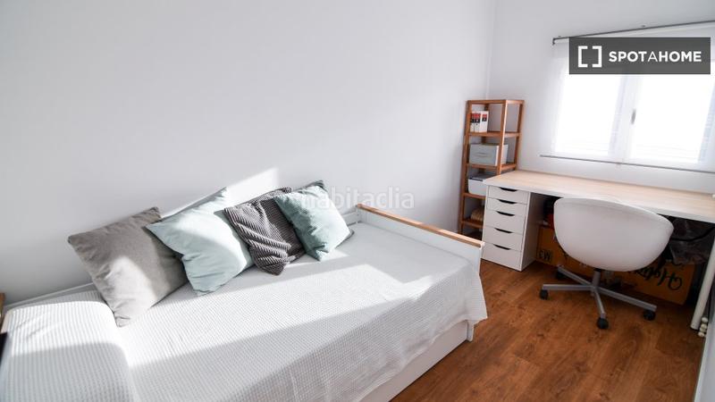 Foto ddb8fe67-1c55-4211-8c1f-9b7b28f4c4c4. Miete etagenwohnung mit heizung in La Font d´en Fargues Barcelona