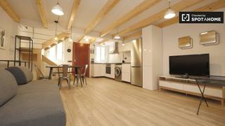 Location Appartement à Barri de les Corts. Amplio dúplex de 2 dormitorios en alquiler en les corts, barcelo