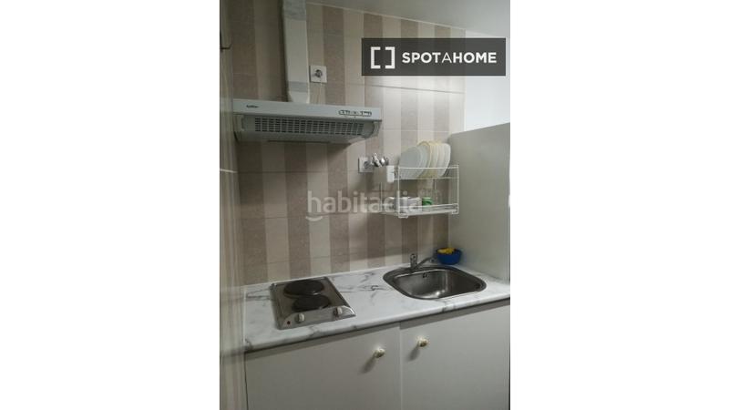 Foto 12be42ed-d162-48f1-a8b3-66b8234b4a75. Alquiler piso estudio en alquiler en La Torrassa, barcelona en Hospitalet de Llobregat (L´)
