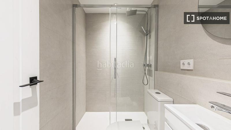 Foto d8f5e4f2-ff98-4684-9c19-4de3dffdf56f. Lloguer pis amb calefacció a Dreta de l´Eixample Barcelona