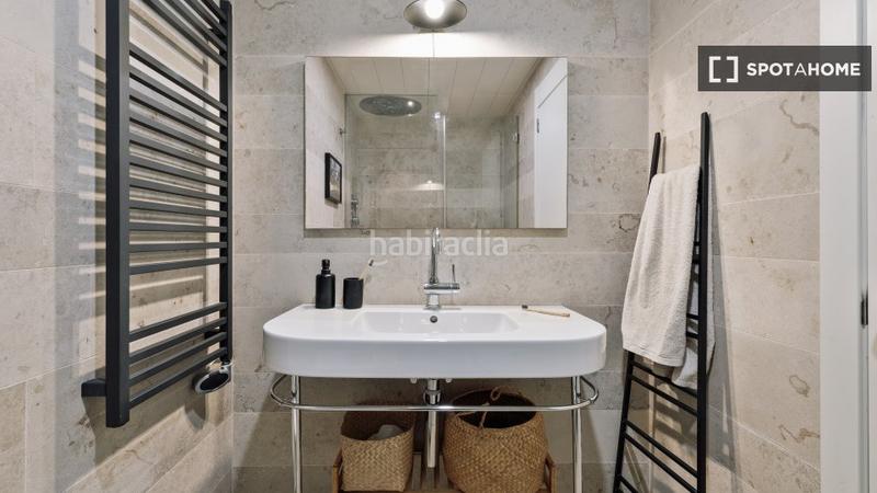 Foto 744e8c4b-a798-48ee-b014-511d11941ff9. Alquiler piso apartamento de 3 dormitorios en alquiler en Barcelona