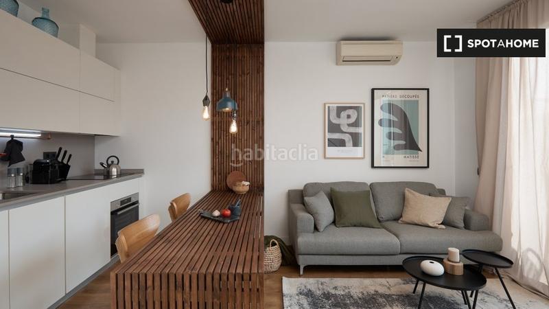 Foto e0eeec72-e3f1-4111-8319-27a43aa6aa96. Lloguer pis amb calefacció a Dreta de l´Eixample Barcelona