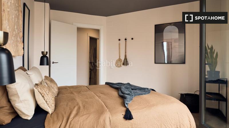 Foto 5dbb45b5-34d3-4ed1-978c-0ebc284029a7. Affitto appartamento con riscaldamento in Sagrada Família Barcelona