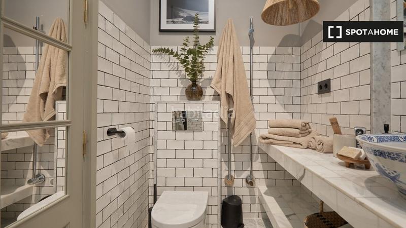 Foto 338c7ab7-07a9-443f-bc1b-aefb319555b4. Alquiler piso apartamento de 1 dormitorio en alquiler en Barcelona