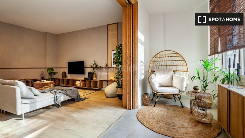 Foto 3f5e3f25-4b81-4e10-a348-79cf6aa3519a. Alquiler piso apartamento de 2 dormitorios en alquiler en Barcelona
