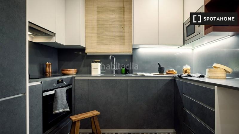 Foto 692e8b86-eacb-4c5b-8afd-f29e8ab096ca. Alquiler piso apartamento de 2 dormitorios en alquiler en Barcelona