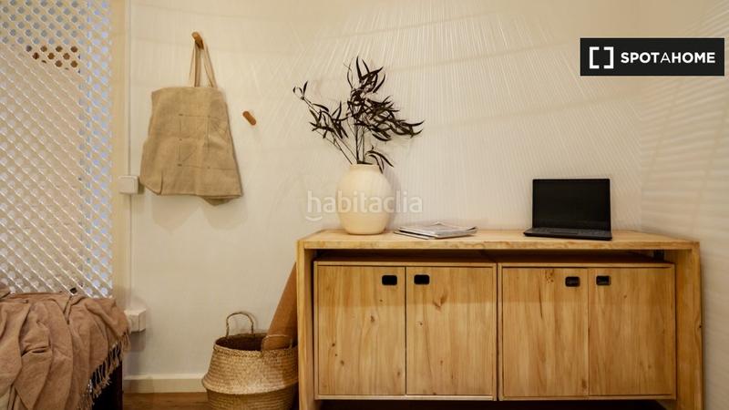 Foto 82b2b8dc-284d-4590-8f7b-4efe04519e7b. Alquiler piso apartamento de 2 dormitorios en alquiler en Barcelona