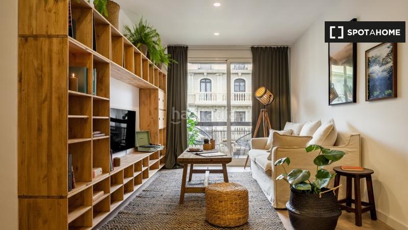 Foto 7e7ef441-e4e9-4309-90fe-f7f084eb8f59. Alquiler piso apartamento de 3 dormitorios en alquiler en Barcelona