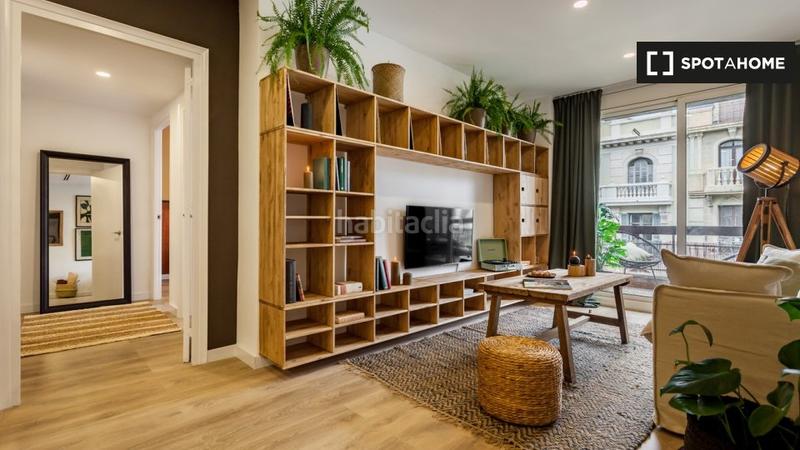 Foto eb13764a-2ba6-4535-976f-577579b18982. Alquiler piso apartamento de 3 dormitorios en alquiler en Barcelona
