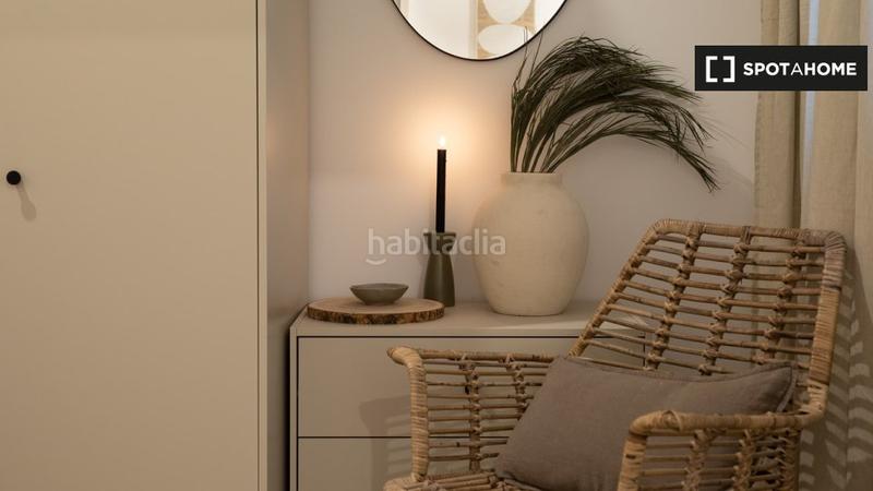Foto b0e081e6-8abb-44fc-875d-1ca16cd69d7c. Alquiler piso apartamento de 2 dormitorios en alquiler en la dreta de leixample en Barcelona