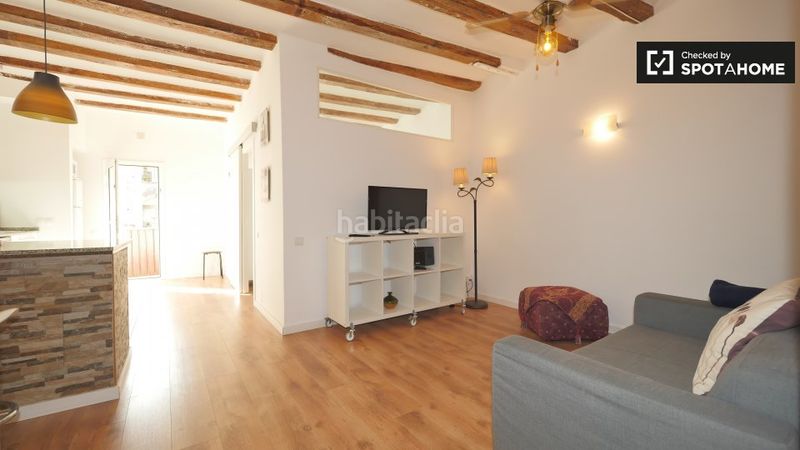 Alquiler Piso  en  Raval. Moderno apartamento de 2 dormitorios en alquiler en el raval, ba