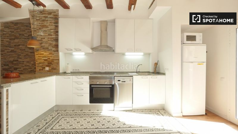 Foto 01948556-6f78-4318-9319-c6c9ece5c226. Rent flat with heating in Raval Barcelona