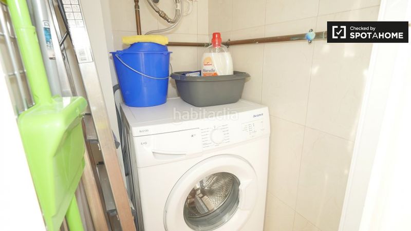Foto ae1de754-65c0-4030-8091-f42244dce0e6. Rent flat with heating in Raval Barcelona