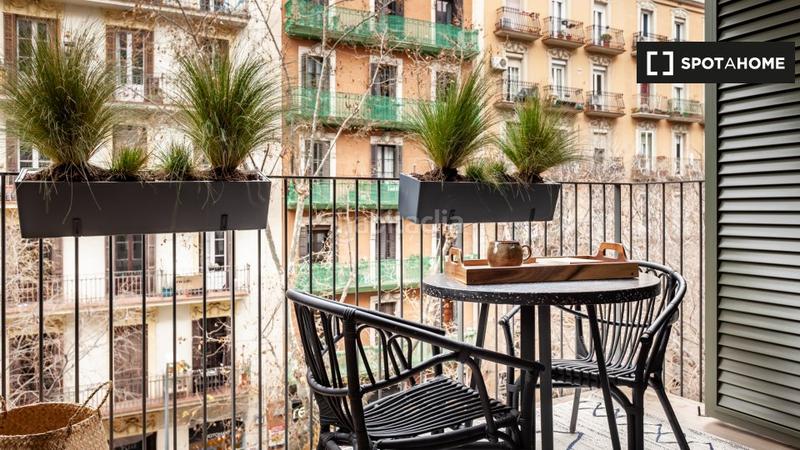 Foto 3482c10f-08e6-4dd4-baca-622d2e9bef5a. Alquiler piso apartamento de 3 dormitorios en alquiler en Barcelona