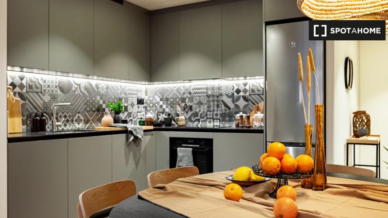 Foto 8131a69e-a317-40fc-9f43-23e822379a1d. Alquiler piso apartamento de 3 dormitorios en alquiler en Barcelona