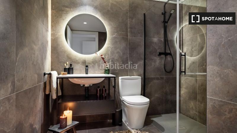 Foto afb798bb-00a0-41d1-84bc-2653a901c108. Alquiler piso apartamento de 3 dormitorios en alquiler en Barcelona