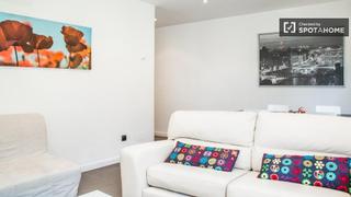 Lloguer Pis a Sant Antoni. Apartamento de 1 dormitorio con aire acondicionado, servicios pú