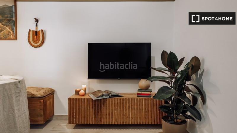 Foto 54bcf0ef-9cee-47a5-a2d2-13d83010c745. Alquiler piso apartamento de 3 dormitorios en alquiler en Barcelona